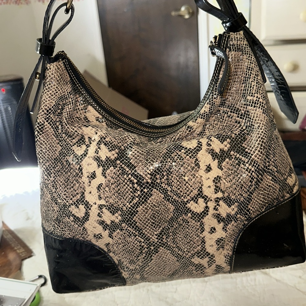 Dooney And Bourke Nikki Python Patent Leather Hob… - image 3